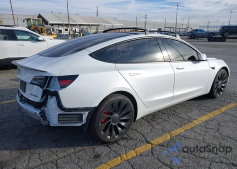 2023 Tesla Model 3 Performance Dual Motor All-Wheel Drive z USA, uszkodzony, nr VIN 5YJ3E1EC8PF596543